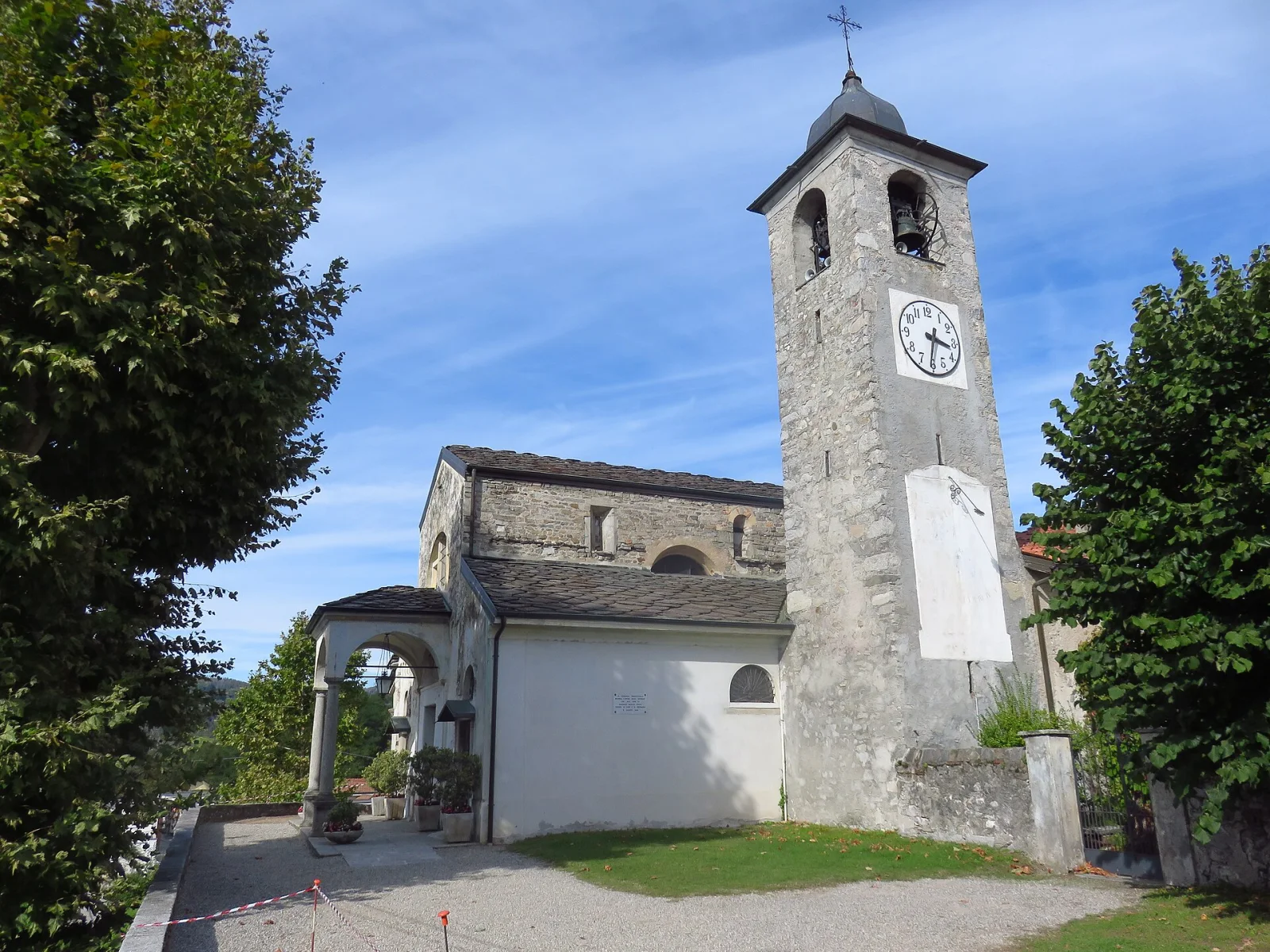 Oleggio Castello