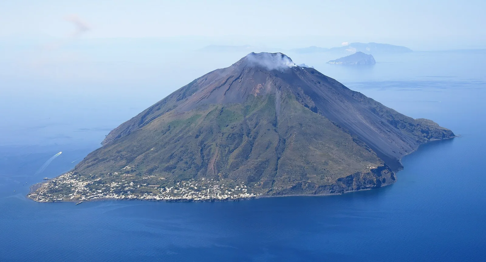 Stromboli and the Sciara del Fuoco