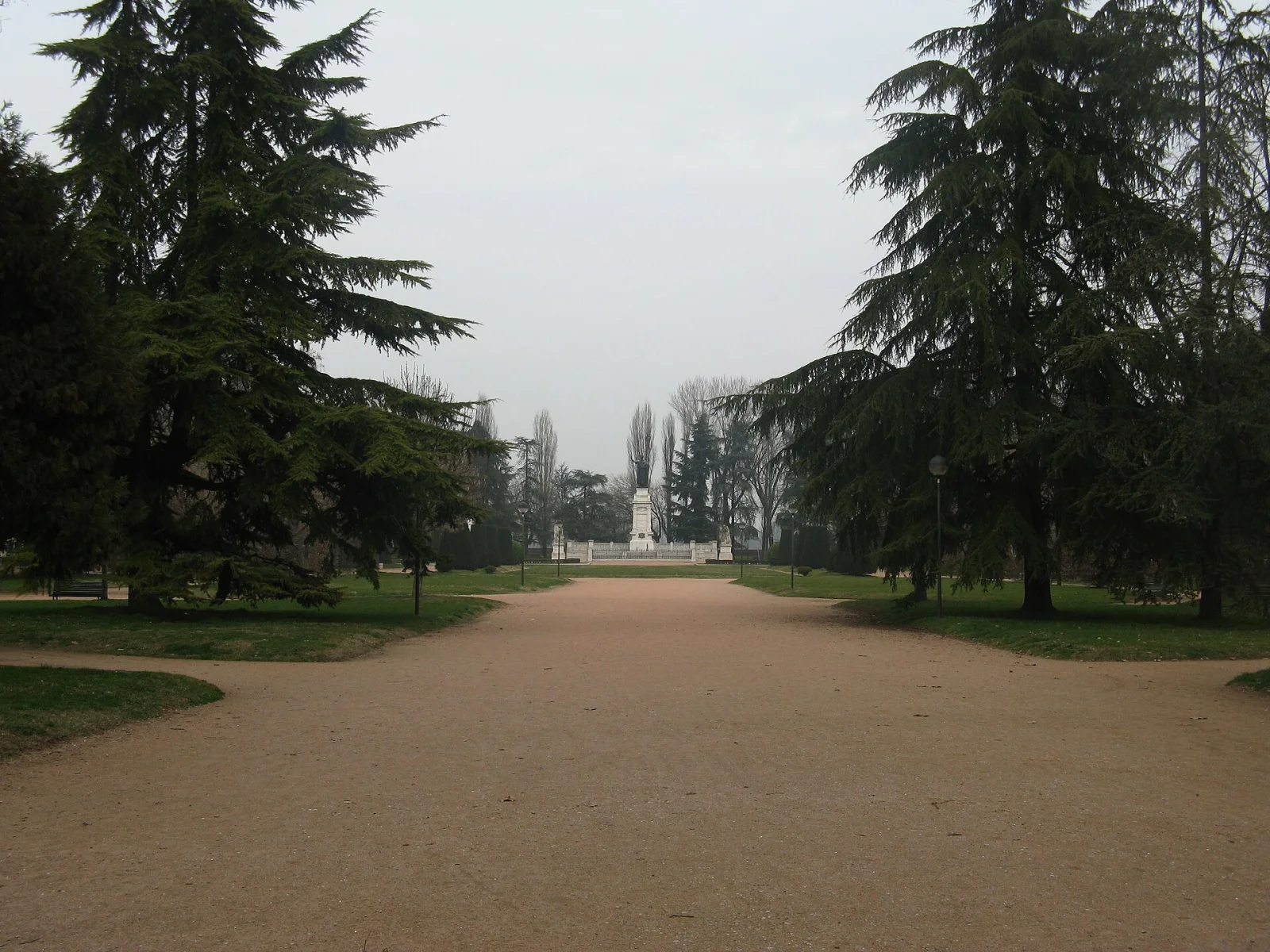piazza Virgiliana