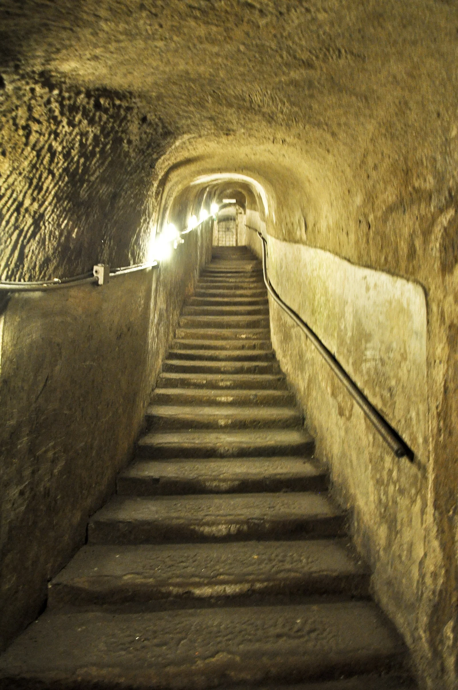 Napoli sotterranea