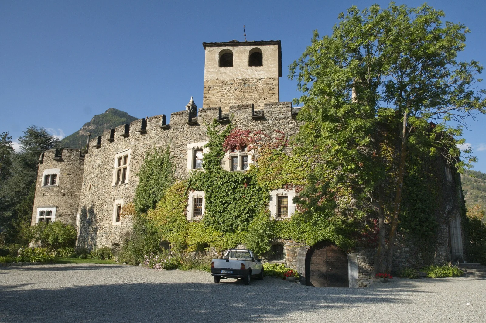castello di Introd