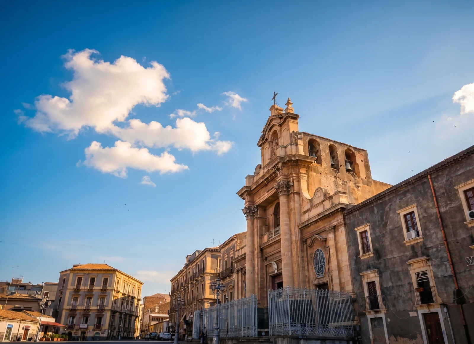 basilica santuario di Maria Santissima Annunziata al Carmine