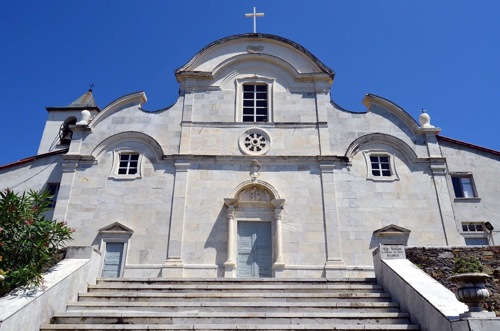 santuario di Nostra Signora del Mirteto