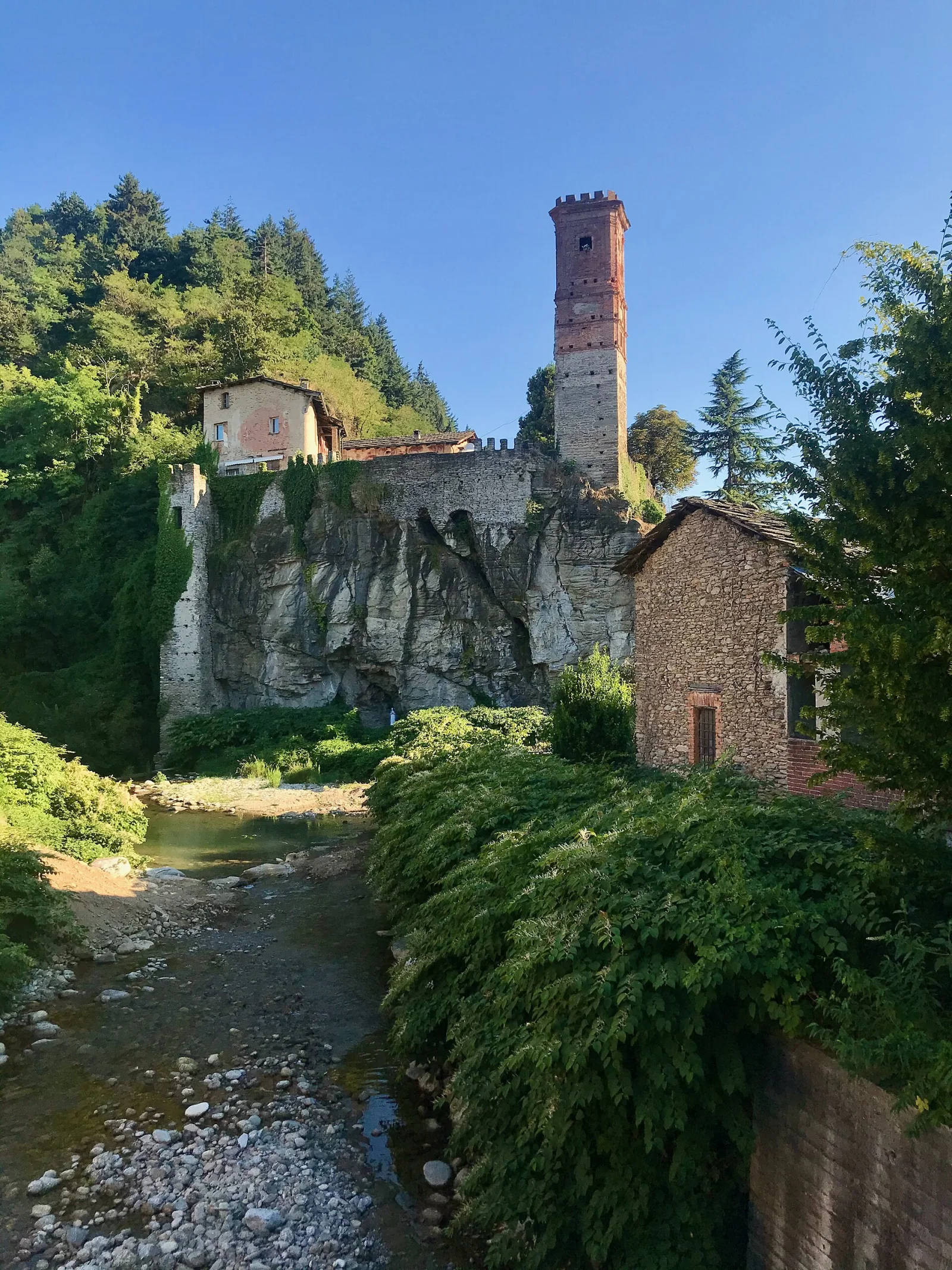 Castello inferiore