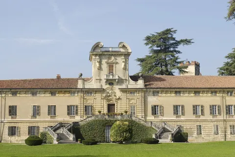 San Giovanni Battista, patrono nella città della fiaccolata per la Consolata