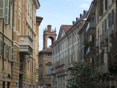 Cartolina d'epoca del passaggio del tram a vapore sul ponte Tanaro ad Alessandria