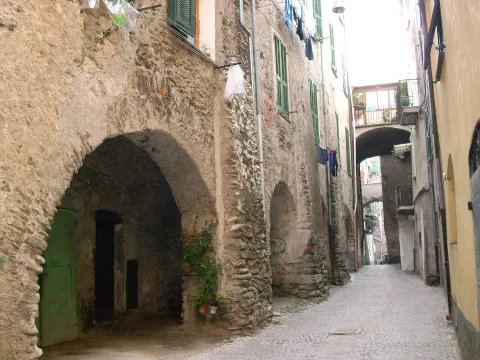 Pieve di Teco