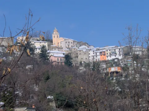 San Martino di Tours, patrono di un paese con feste ovunque nell'anno, dalla frittella al baccalà
