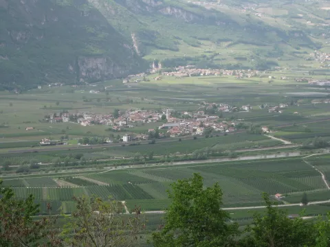 Cortina sulla strada del vino