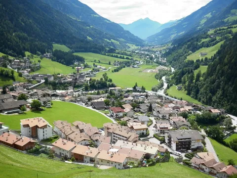 San Leonardo di Noblac e la valle di Andreas Hofer