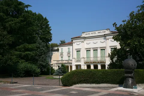 Panoramic view of Abano Terme with the Euganean Hills in the background