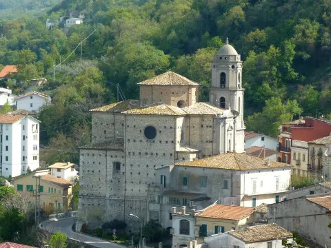 San Vitale e i falò tra le contrade
