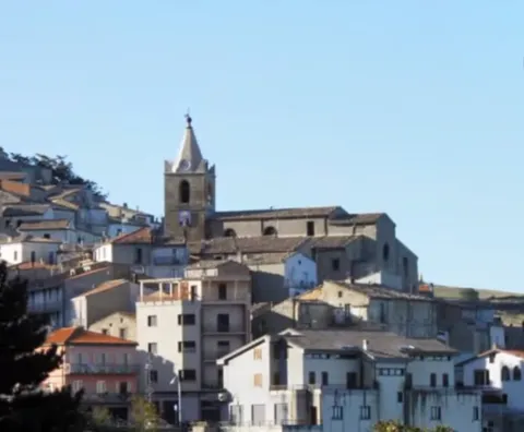 San Leonardo Confessore, patrono di un paese chiamato in origine Acquaborrana