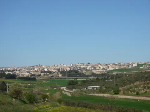Vista panoramica della città di Gravina in Puglia e delle colline circostanti