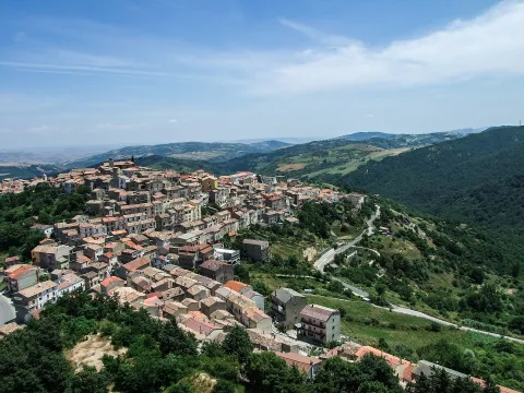 San Teodosio, il patrono martire festeggiato in maggio invece che in autunno