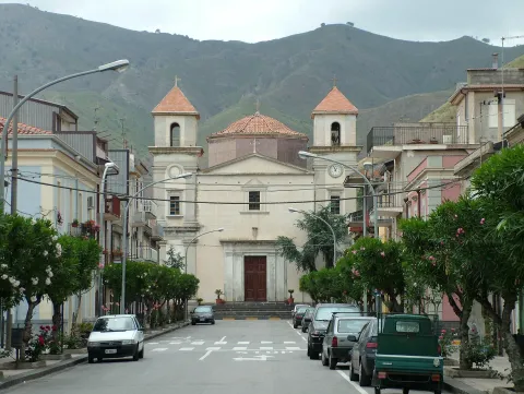 Moio Alcantara