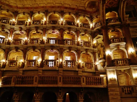 Teatro Bibiena — Mantova