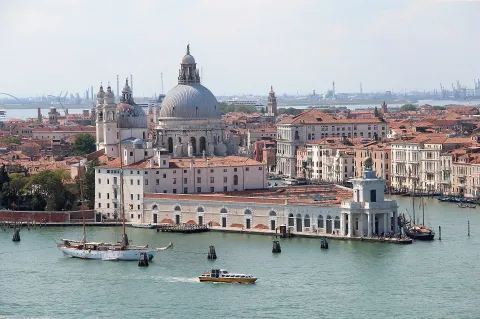 Punta della Dogana — Venezia
