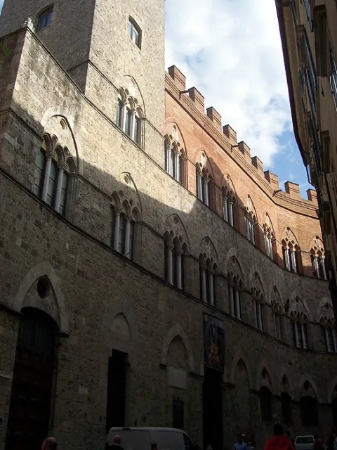 Palazzo Chigi-Saracini — Siena