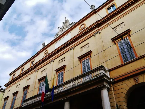 Teatro comunale Pavarotti-Freni