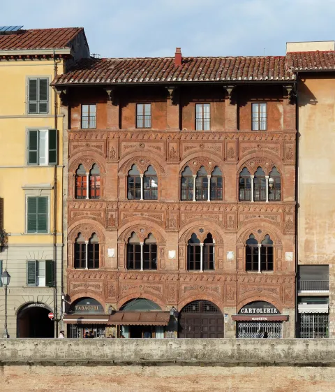 palazzo Agostini — Pisa