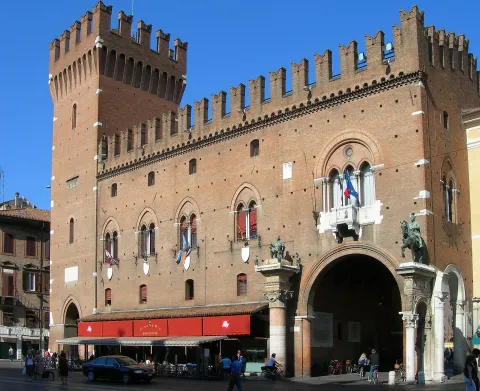 Palazzo Municipale — Ferrara
