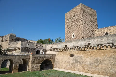 Castello Normanno-Svevo — Bari