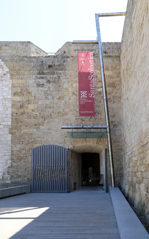 Museo archeologico di Santa Scolastica — Bari