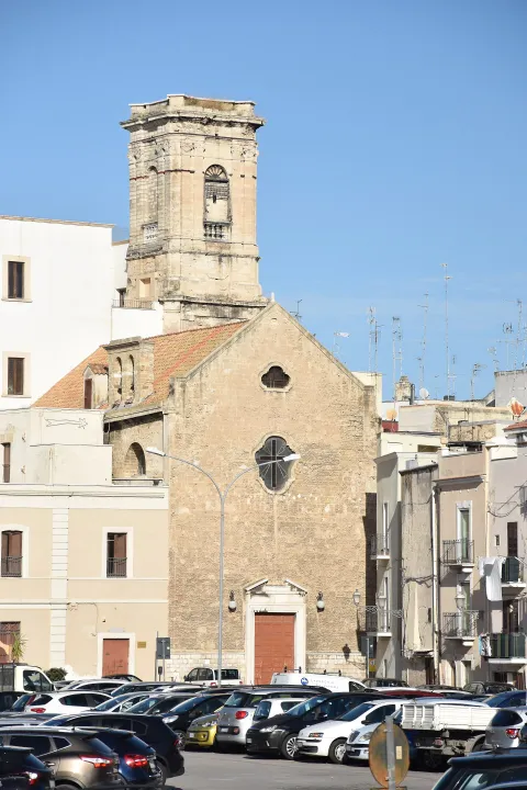 chiesa di Santa Chiara — Bari