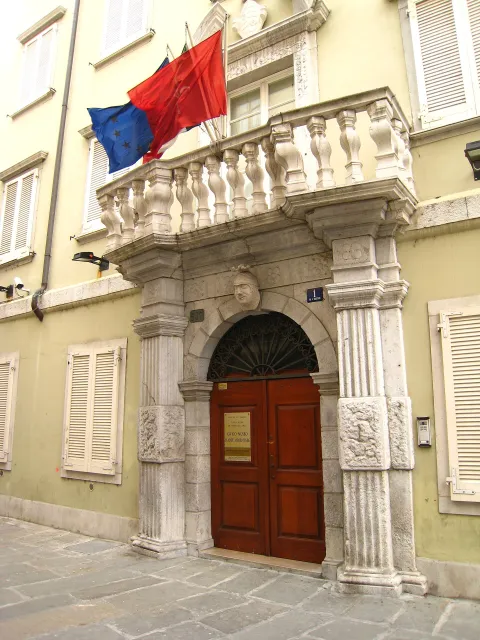 Civico Museo d'Arte Orientale — Trieste