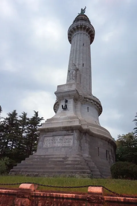 Faro della Vittoria — Trieste