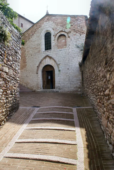 chiesa di Santo Stefano — Assisi