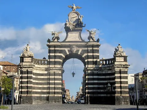Porta Garibaldi — Catania