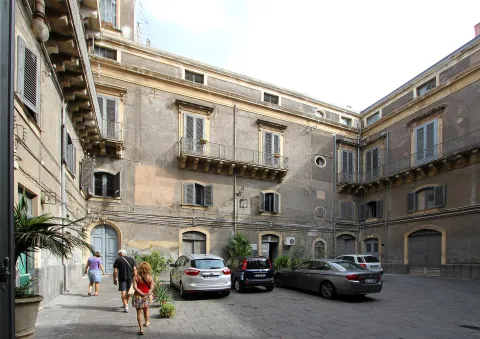 Palazzo Manganelli — Catania