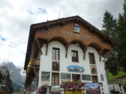 Museo alpino "Duca degli Abruzzi" — Courmayeur