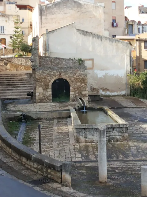 Fontana araba — Alcamo