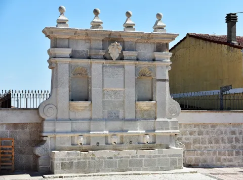 Fontana Steccato — Barile