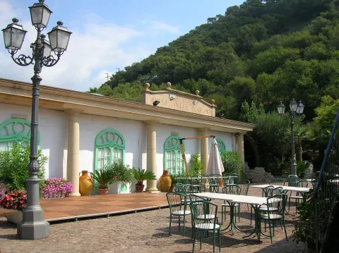 Fondazione Erio Tripodi - Museo della canzone — Vallecrosia