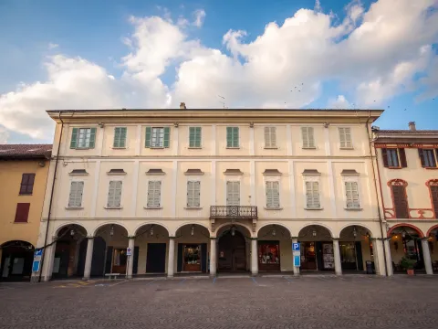 palazzo Bellini — Oleggio