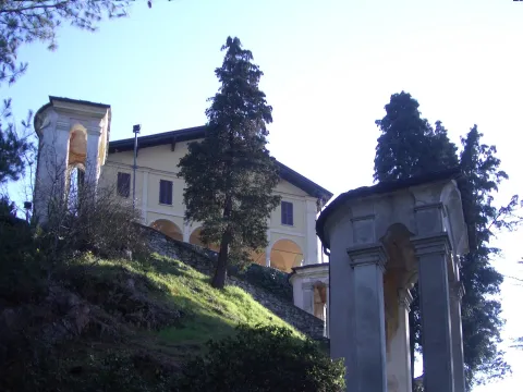 sacro monte del Santuario di Sant'Anna di Montrigone — Borgosesia