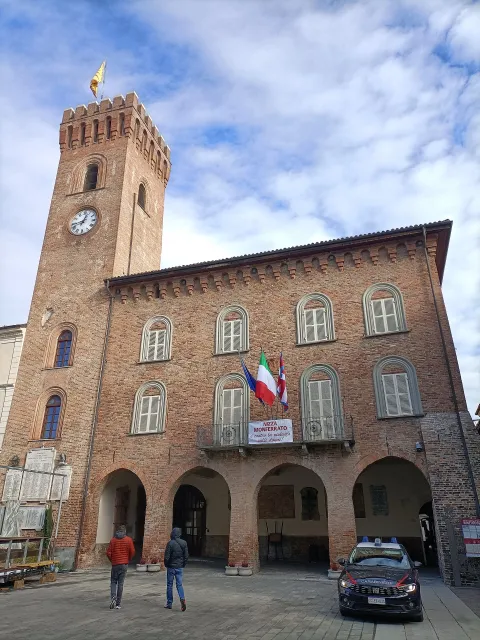 palazzo comunale di Nizza Monferrato — Nizza Monferrato