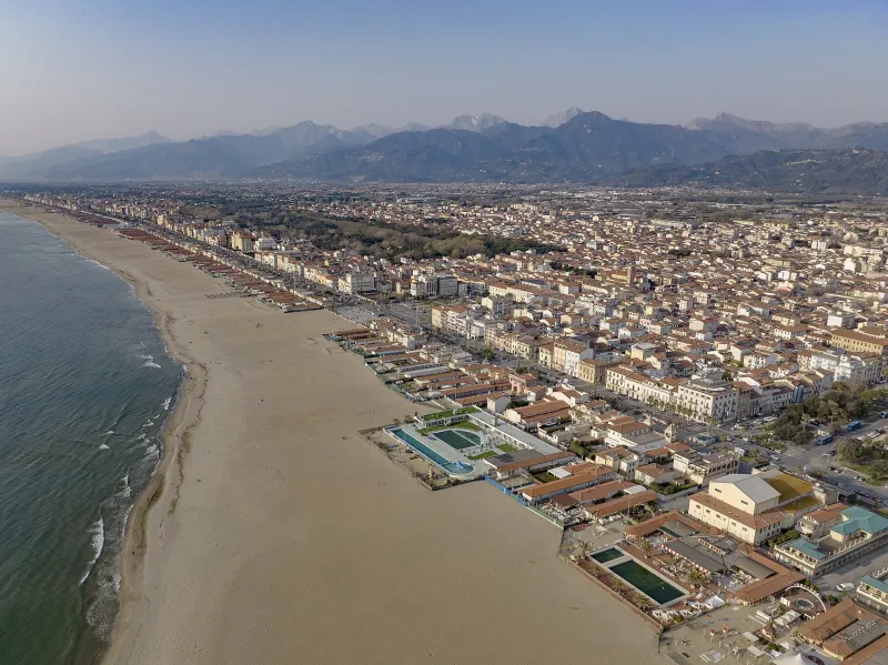 Chiesa dei Sette Santi Fondatori — Viareggio