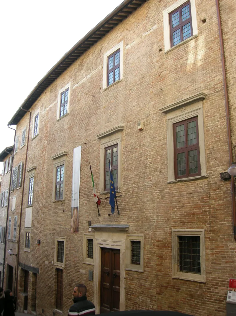 Casa Santi — Urbino