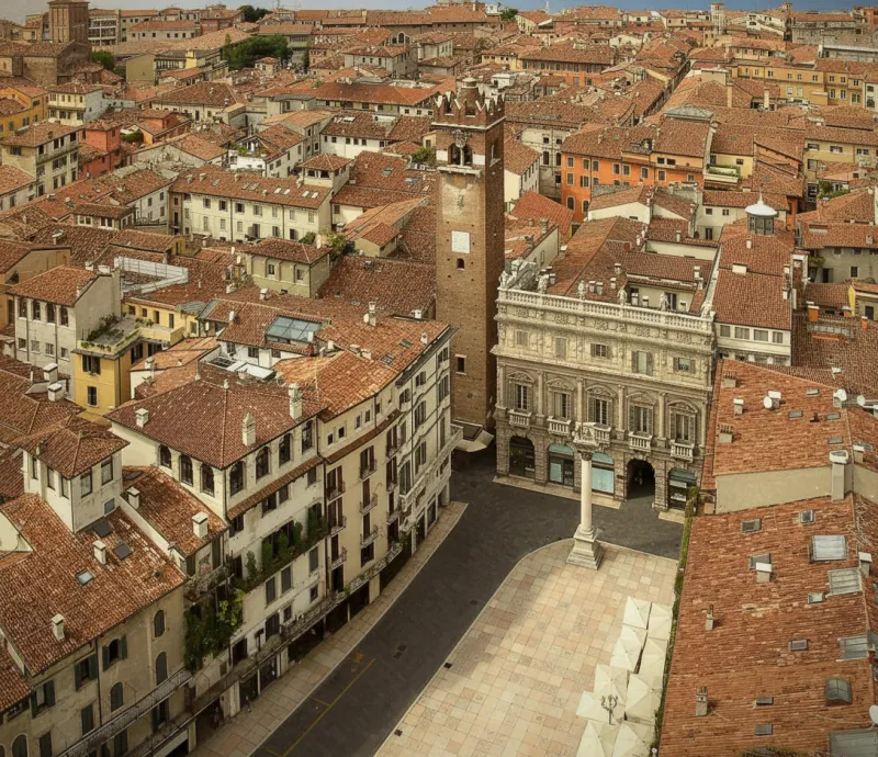 Piazza delle Erbe — Verona